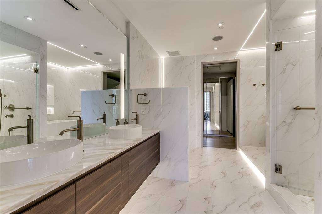 2408 Victory Park Lane, #939, Dallas, TX 75219 2408 Victory Park Lane, #939, Dallas, TX 75219