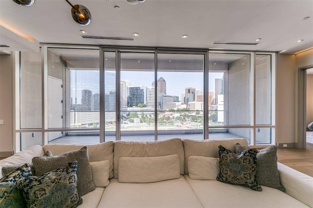 2408 Victory Park Lane, #939, Dallas, TX 75219 2408 Victory Park Lane, #939, Dallas, TX 75219
