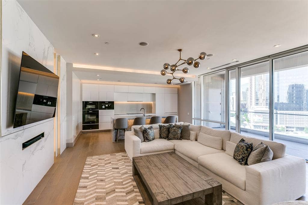 2408 Victory Park Lane, #939, Dallas, TX 75219 2408 Victory Park Lane, #939, Dallas, TX 75219