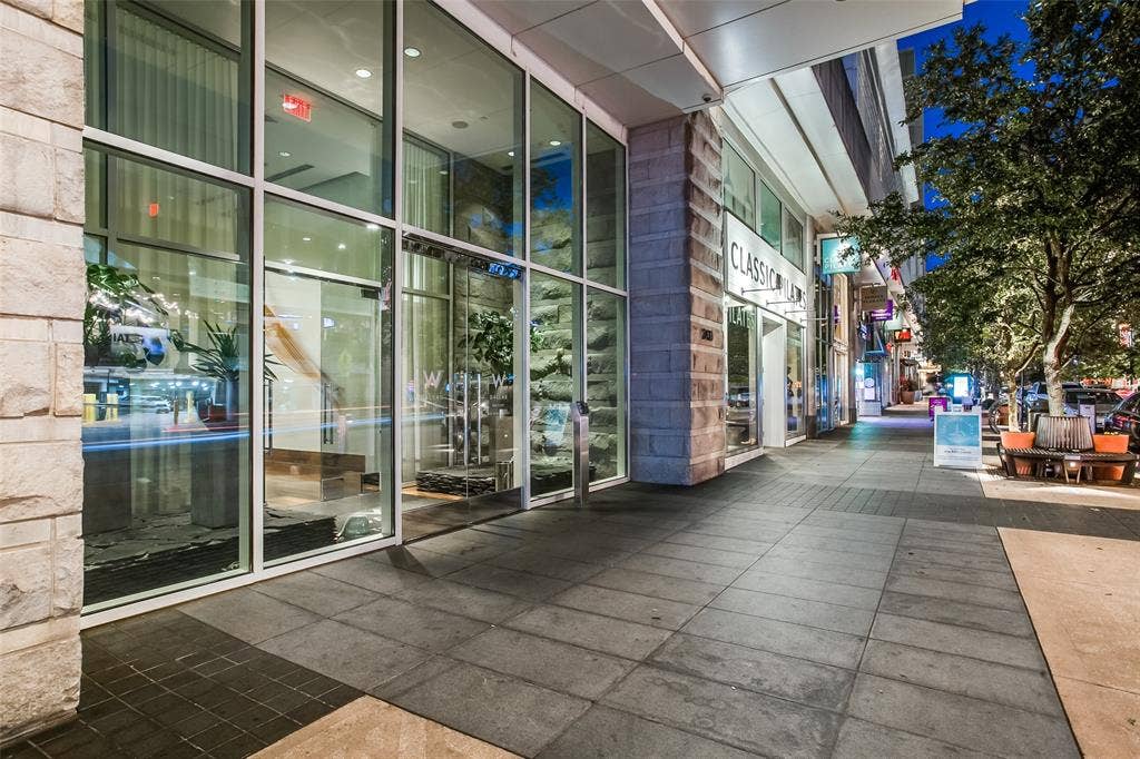 2408 Victory Park Lane, #939, Dallas, TX 75219 2408 Victory Park Lane, #939, Dallas, TX 75219