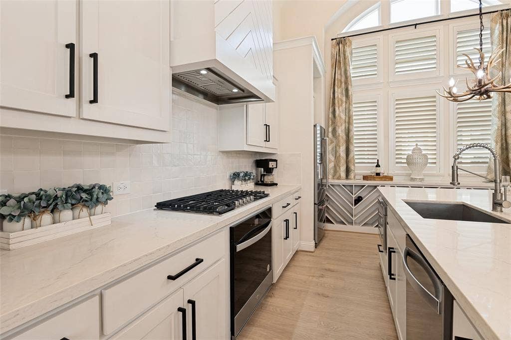 2411 Perdue Avenue, Irving, TX 75062 2411 Perdue Avenue, Irving, TX 75062
