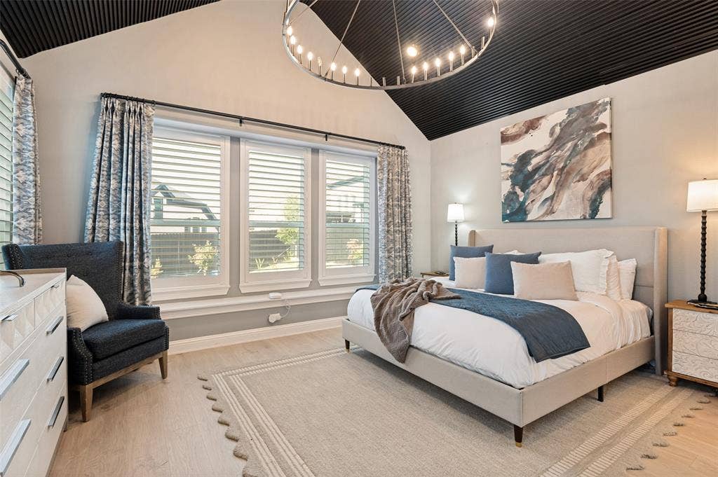 2411 Perdue Avenue, Irving, TX 75062 2411 Perdue Avenue, Irving, TX 75062