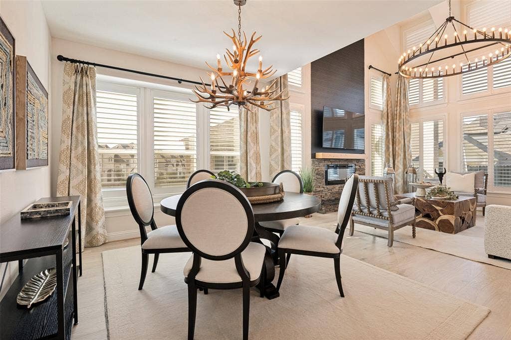 2411 Perdue Avenue, Irving, TX 75062 2411 Perdue Avenue, Irving, TX 75062