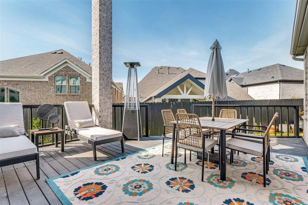 2411 Perdue Avenue, Irving, TX 75062 2411 Perdue Avenue, Irving, TX 75062