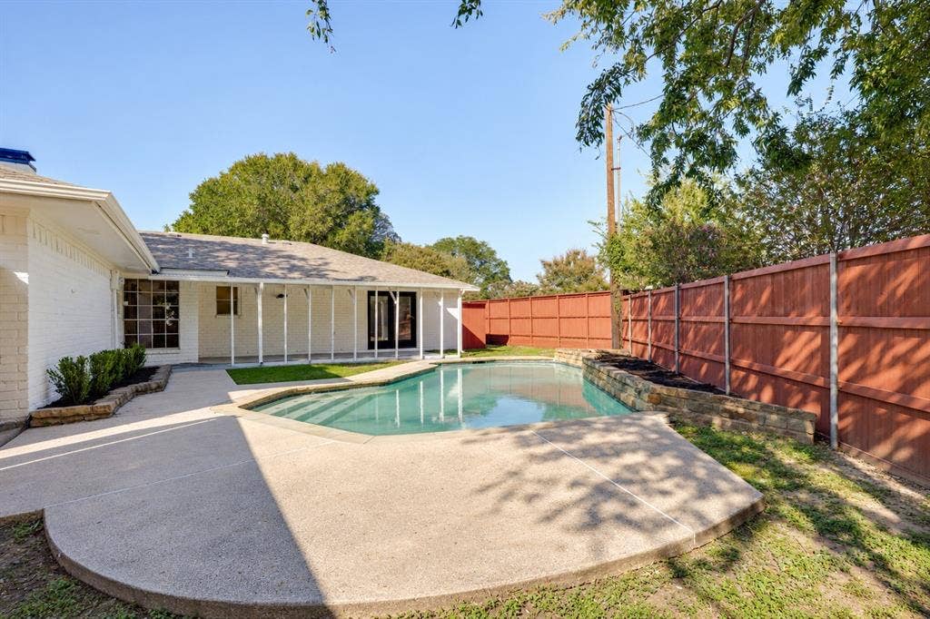 1204 Janwood Drive, Plano, TX 75075