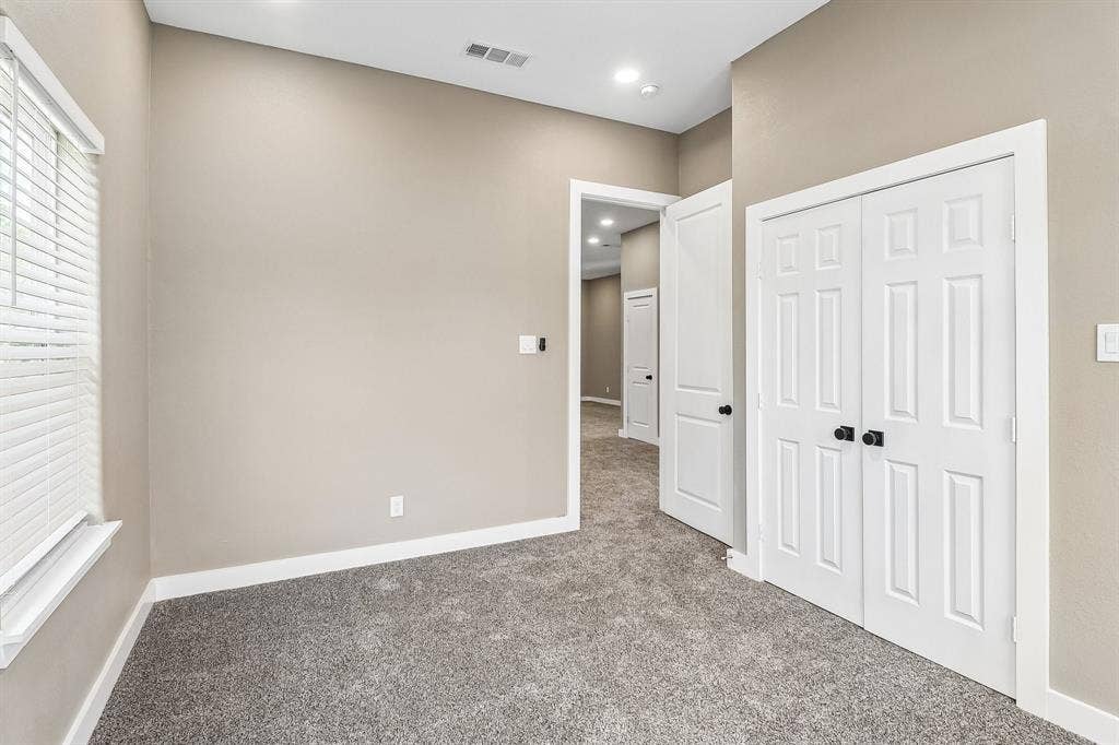 10711 Cromwell Drive, Dallas, TX 75229 10711 Cromwell Drive, Dallas, TX 75229