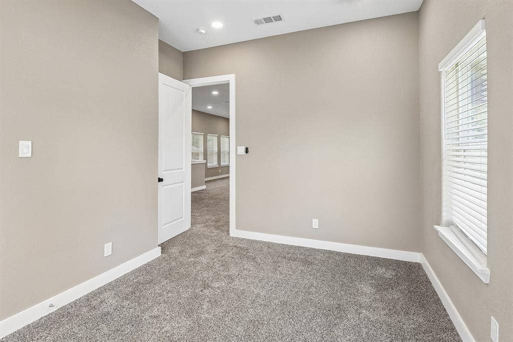 10711 Cromwell Drive, Dallas, TX 75229 10711 Cromwell Drive, Dallas, TX 75229