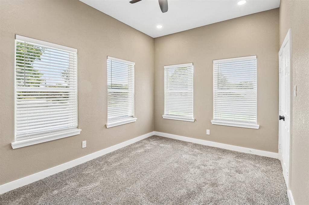 10711 Cromwell Drive, Dallas, TX 75229 10711 Cromwell Drive, Dallas, TX 75229
