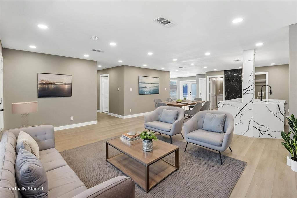 10711 Cromwell Drive, Dallas, TX 75229 10711 Cromwell Drive, Dallas, TX 75229