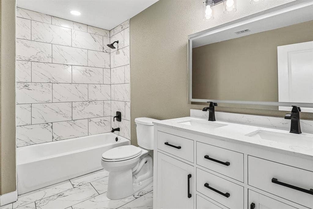 10711 Cromwell Drive, Dallas, TX 75229 10711 Cromwell Drive, Dallas, TX 75229