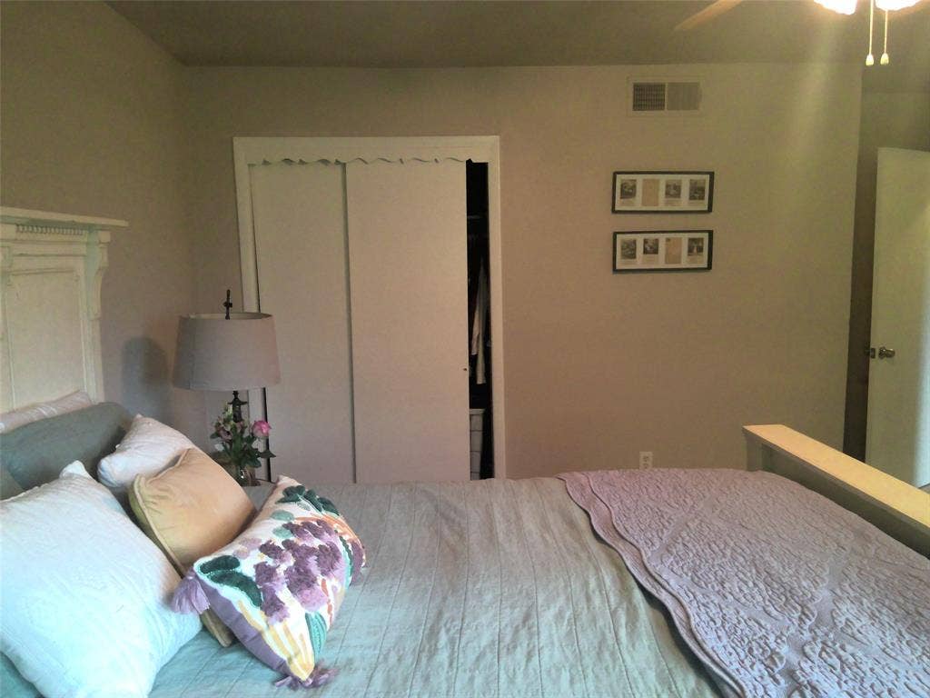 7348 Walling Lane, Dallas, TX 75231 Bedroom #2 upstairs