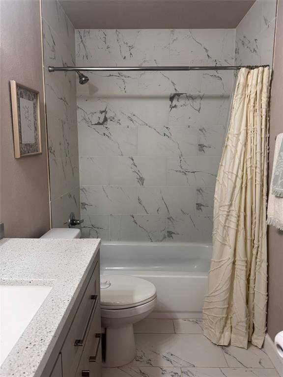 7348 Walling Lane, Dallas, TX 75231 Downstairs bath