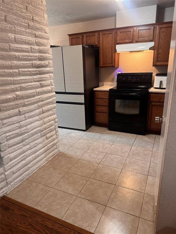 7348 Walling Lane, Dallas, TX 75231 Kitchen entrance from den