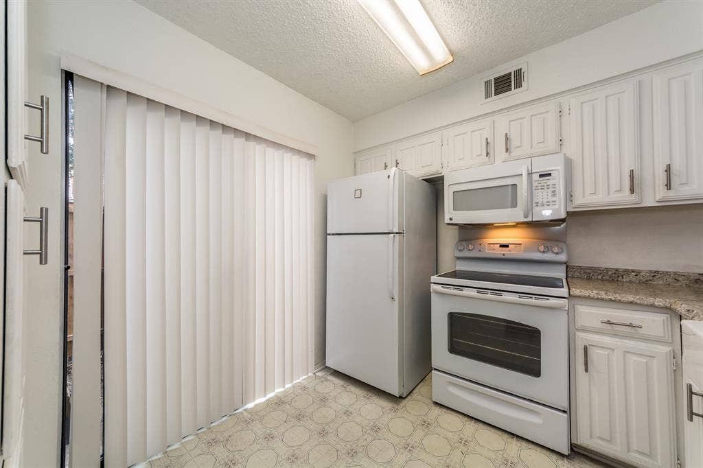 885 Dublin Drive, #3, Richardson, TX 75080