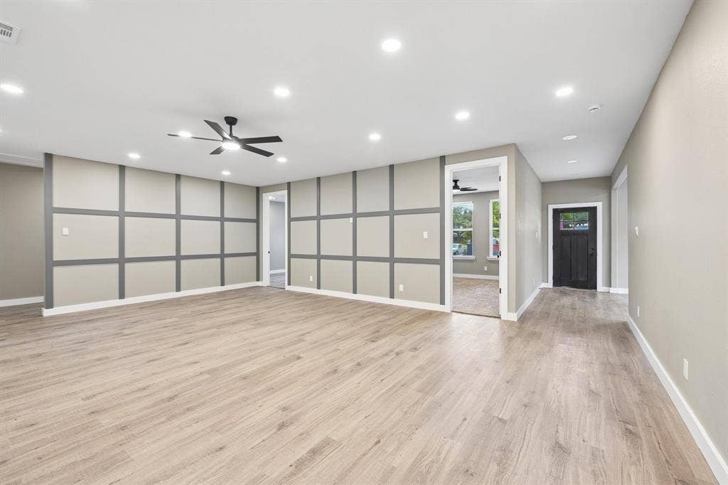 3337 Whirlaway Road, Dallas, TX 75229 3337 Whirlaway Road, Dallas, TX 75229