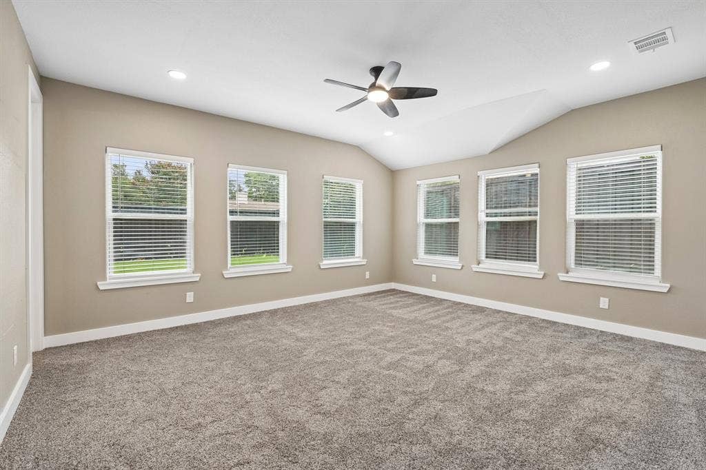 3337 Whirlaway Road, Dallas, TX 75229 3337 Whirlaway Road, Dallas, TX 75229