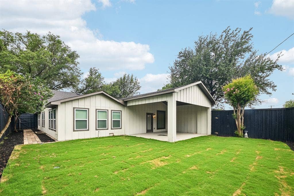 3337 Whirlaway Road, Dallas, TX 75229 3337 Whirlaway Road, Dallas, TX 75229