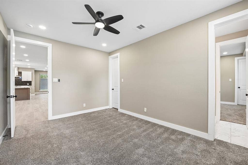3337 Whirlaway Road, Dallas, TX 75229 3337 Whirlaway Road, Dallas, TX 75229