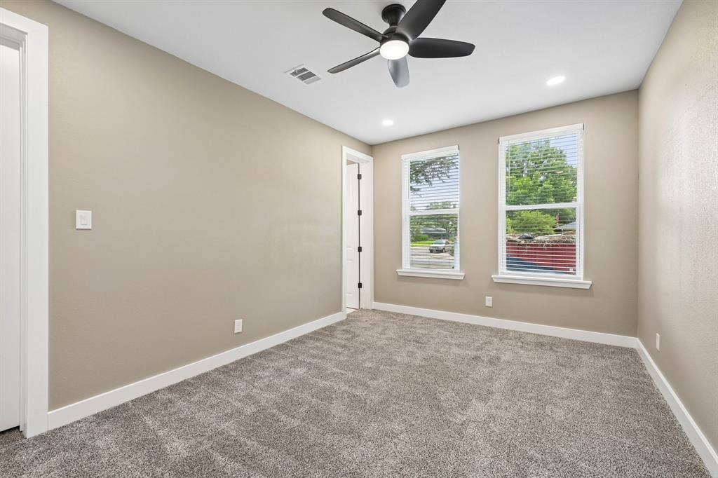 3337 Whirlaway Road, Dallas, TX 75229 3337 Whirlaway Road, Dallas, TX 75229