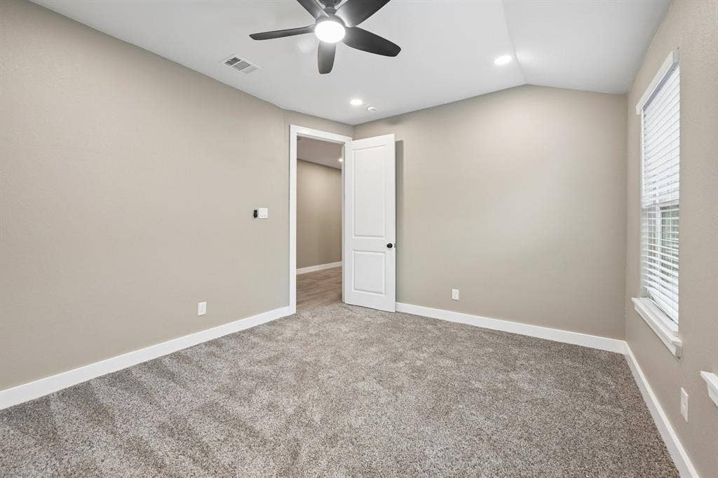 3337 Whirlaway Road, Dallas, TX 75229 3337 Whirlaway Road, Dallas, TX 75229