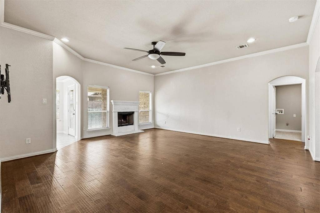2122 Valley Drive, Weatherford, TX 76087