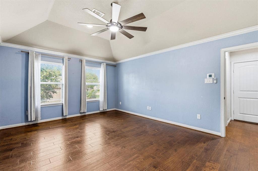 2122 Valley Drive, Weatherford, TX 76087