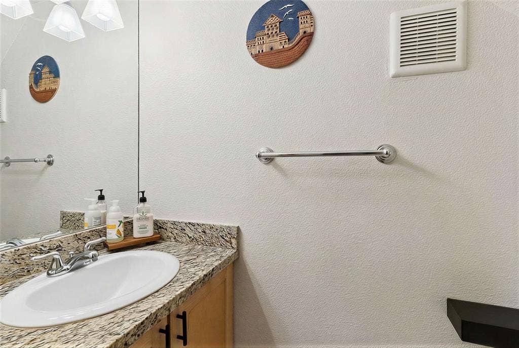4777 Cedar Springs Road, #5P, Dallas, TX 75219 4777 Cedar Springs Road, #5P, Dallas, TX 75219