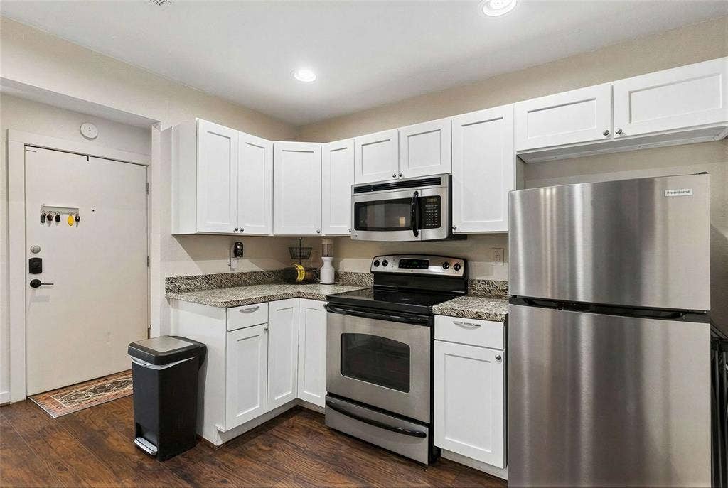 4777 Cedar Springs Road, #5P, Dallas, TX 75219 4777 Cedar Springs Road, #5P, Dallas, TX 75219