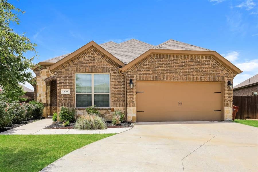 Property photo for 105 Gentle Circle Way, Royse City, TX