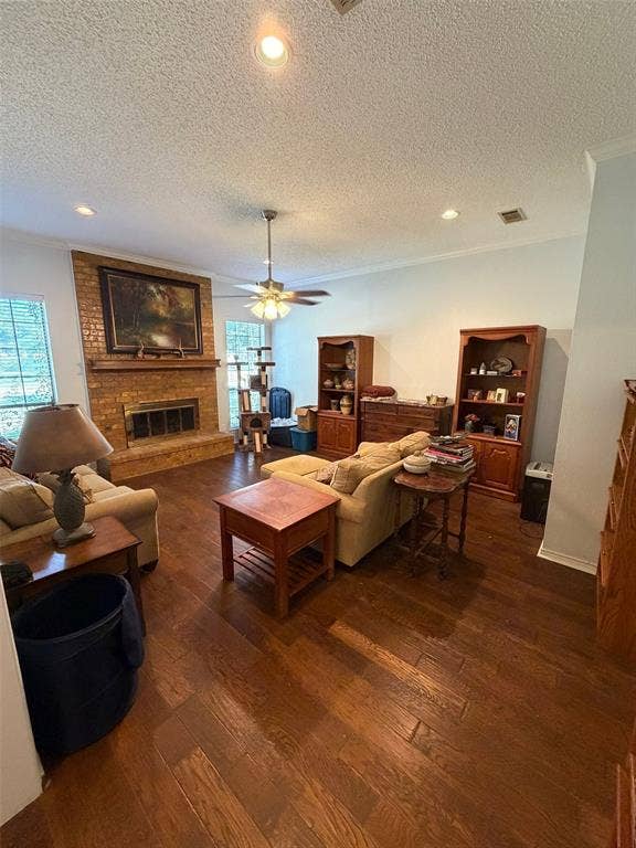 1310 Briarmeade Drive, Duncanville, TX 75137