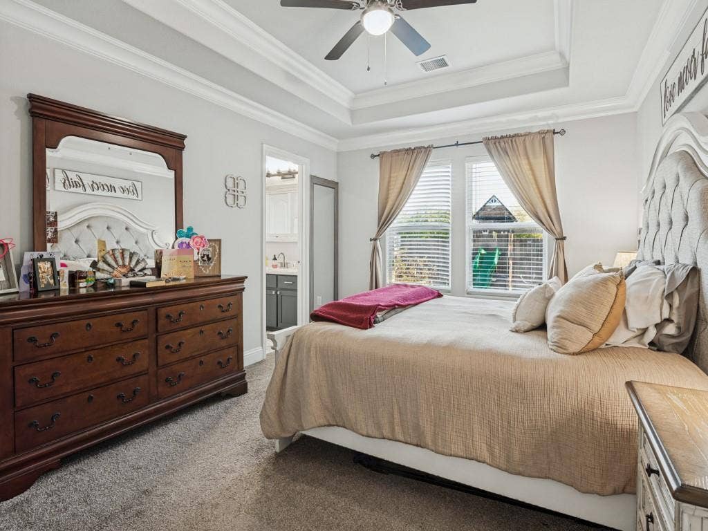 202 Virginia Drive, Palmer, TX 75152 202 Virginia Drive, Palmer, TX 75152