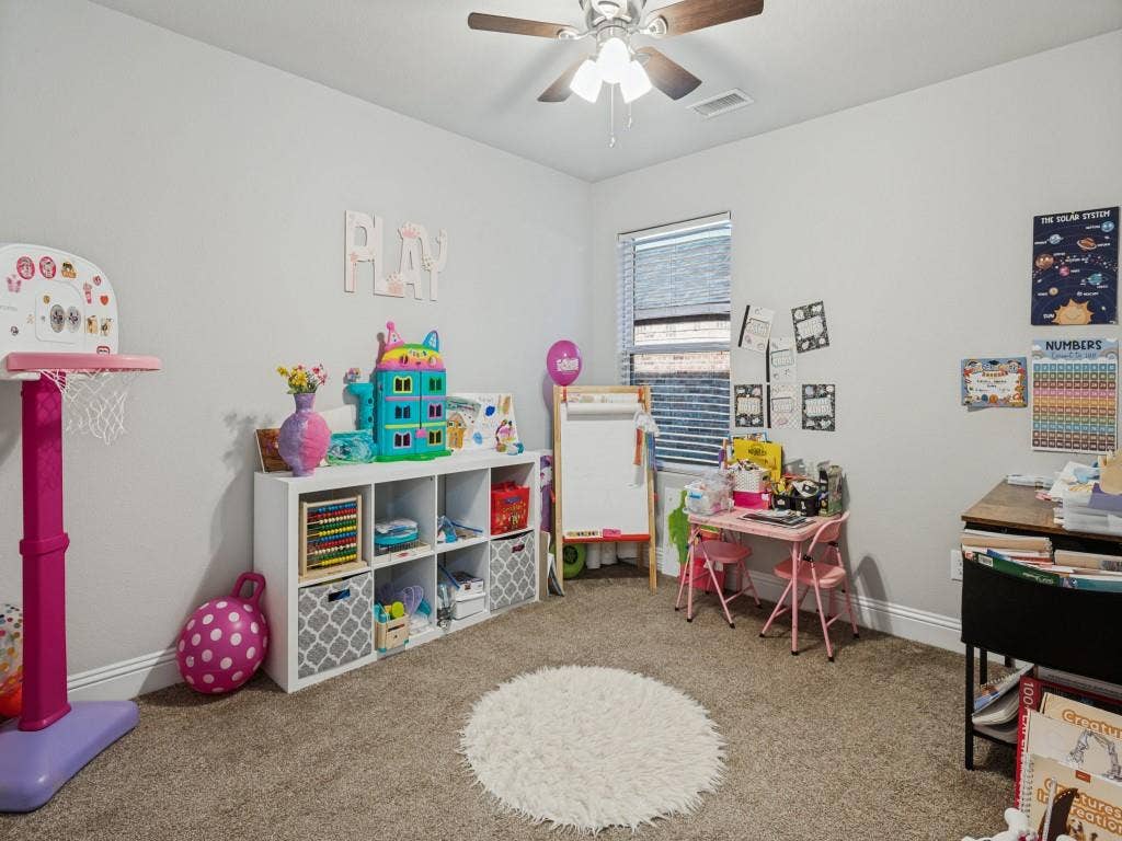 202 Virginia Drive, Palmer, TX 75152 202 Virginia Drive, Palmer, TX 75152
