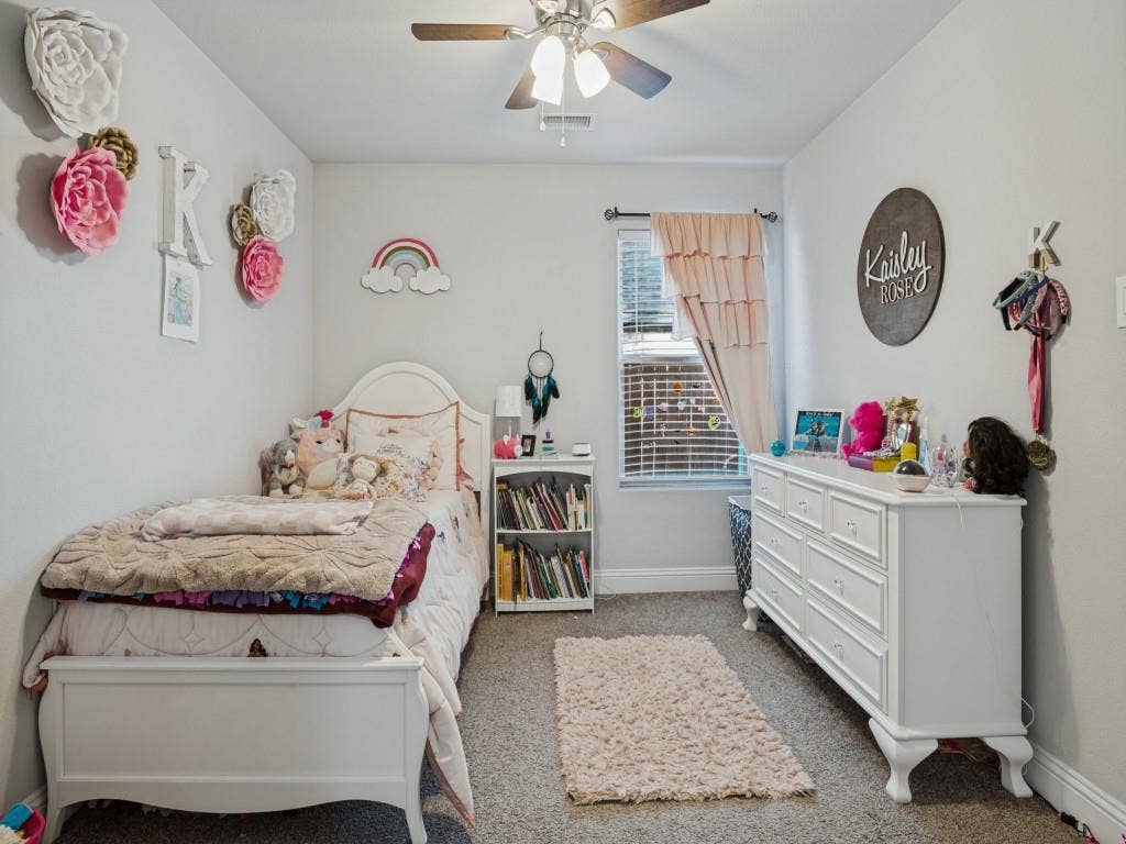 202 Virginia Drive, Palmer, TX 75152 202 Virginia Drive, Palmer, TX 75152
