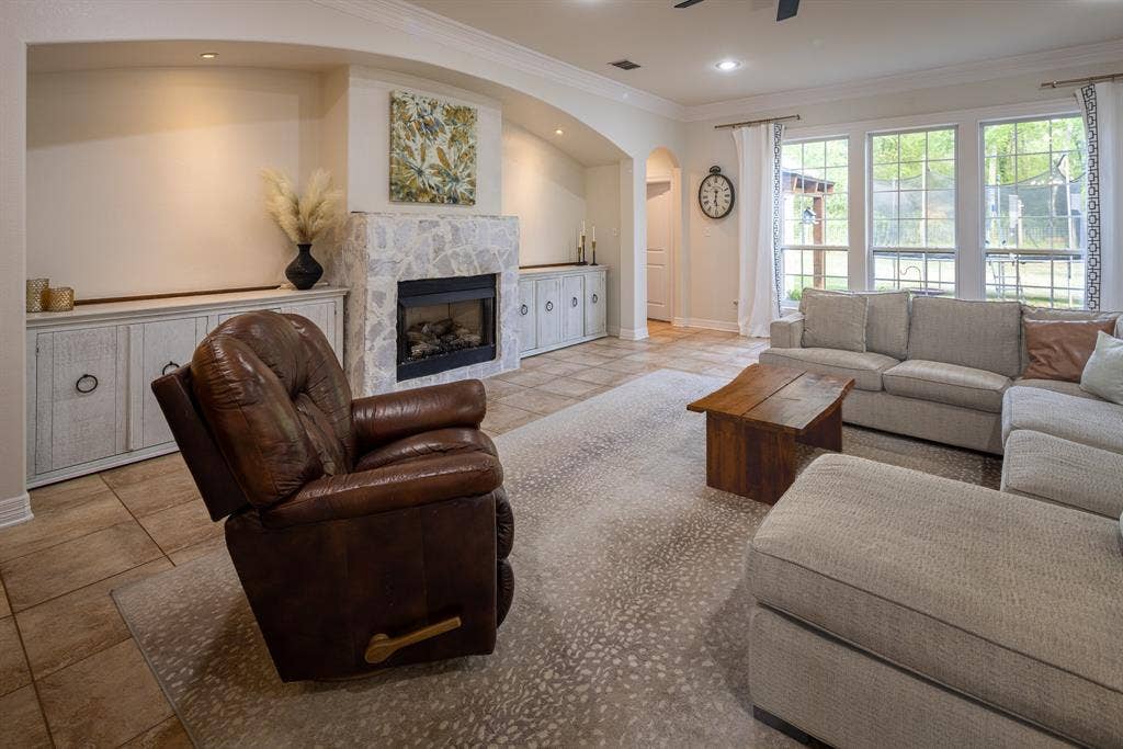 101 Thames, Bullard, TX 75757 101 Thames, Bullard, TX 75757