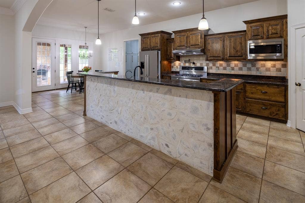 101 Thames, Bullard, TX 75757 101 Thames, Bullard, TX 75757