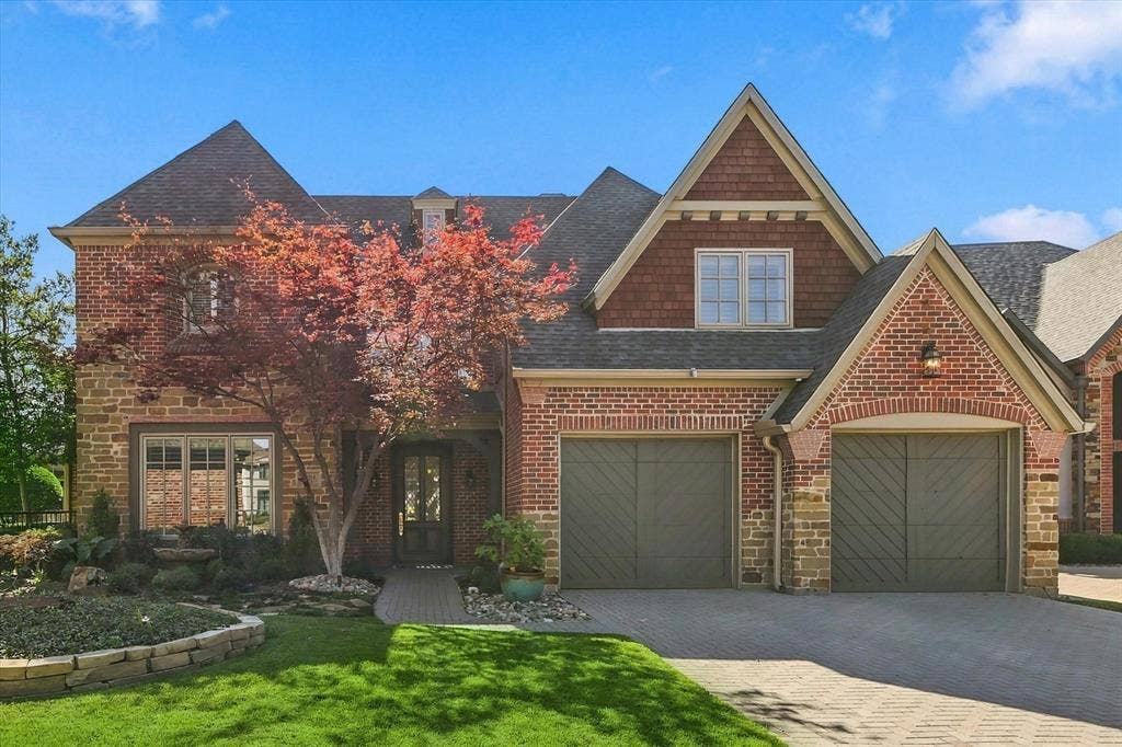 2104 Sutton Place, Plano, TX 75093 2104 Sutton Place, Plano, TX 75093