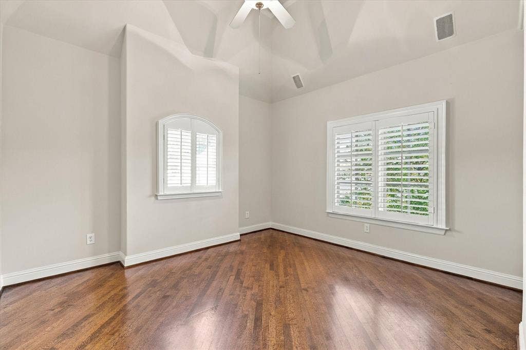2104 Sutton Place, Plano, TX 75093 2104 Sutton Place, Plano, TX 75093