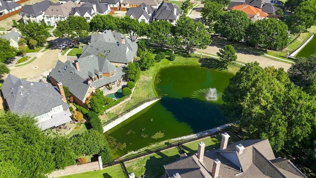 2104 Sutton Place, Plano, TX 75093 2104 Sutton Place, Plano, TX 75093