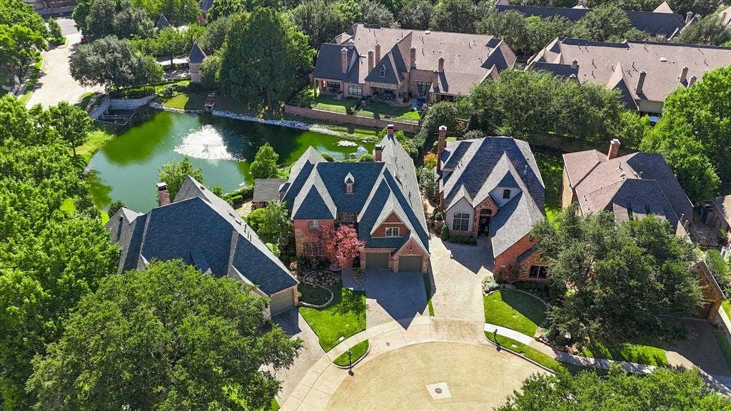 2104 Sutton Place, Plano, TX 75093 2104 Sutton Place, Plano, TX 75093
