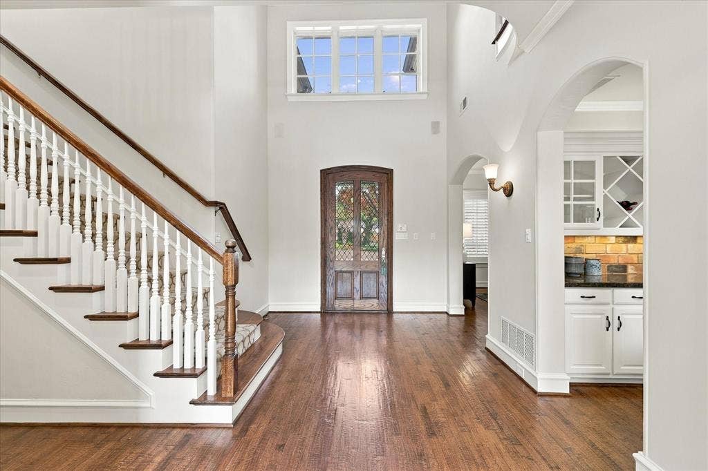 2104 Sutton Place, Plano, TX 75093 2104 Sutton Place, Plano, TX 75093