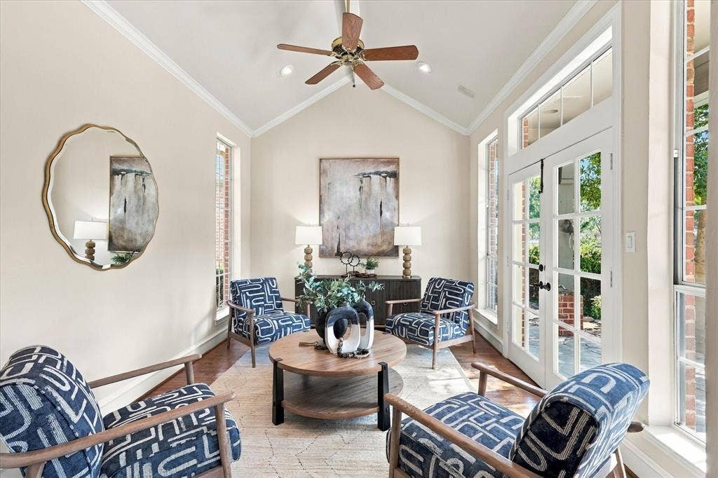 2104 Sutton Place, Plano, TX 75093 2104 Sutton Place, Plano, TX 75093