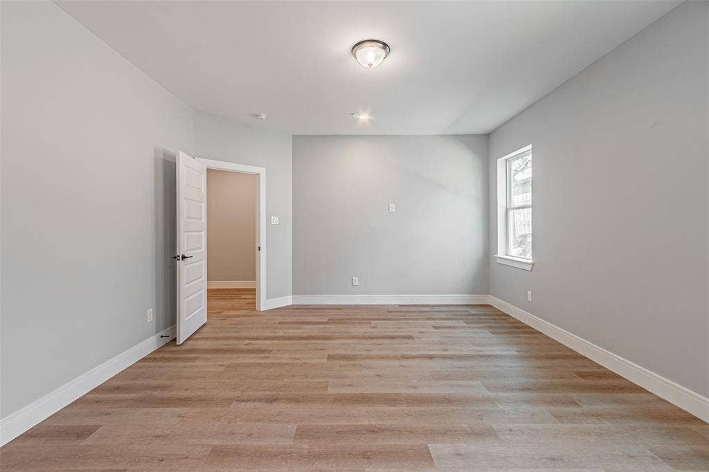 2376 Longhorn Street, #C, Dallas, TX 75228 2376 Longhorn Street, #C, Dallas, TX 75228