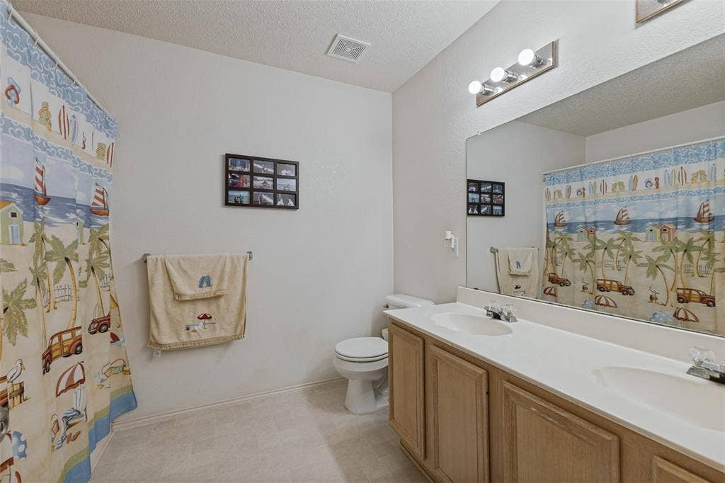 Hall bath upstairs wtih double sinks