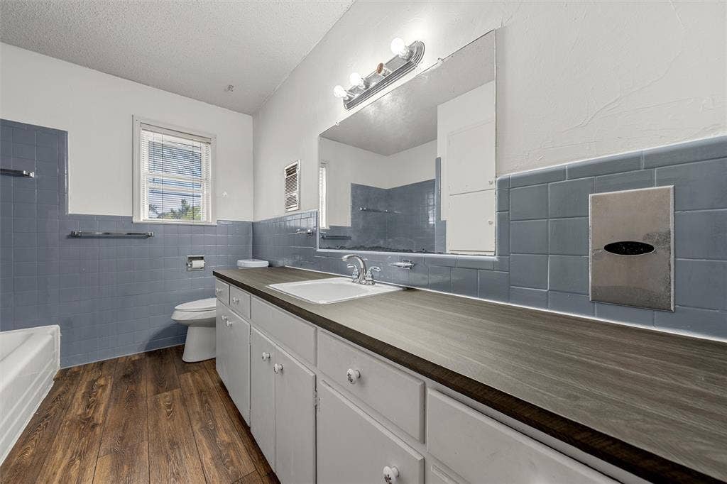 900 N 59th Street, Waco, TX 76710 900 N 59th Street, Waco, TX 76710