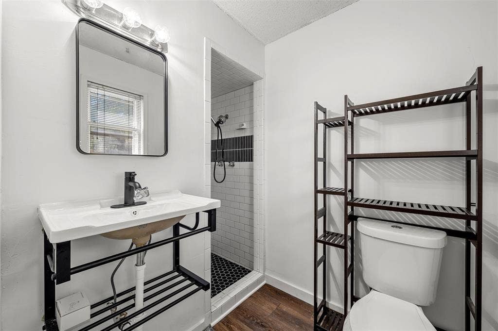 900 N 59th Street, Waco, TX 76710 900 N 59th Street, Waco, TX 76710