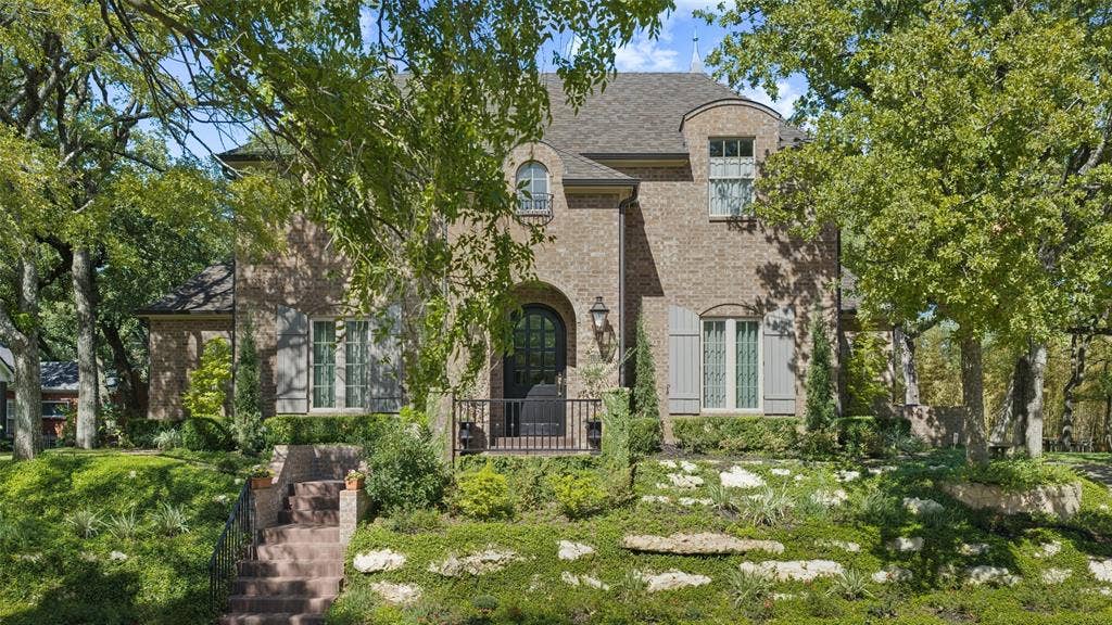 1225 Kelpie Court, Fort Worth, TX 76111