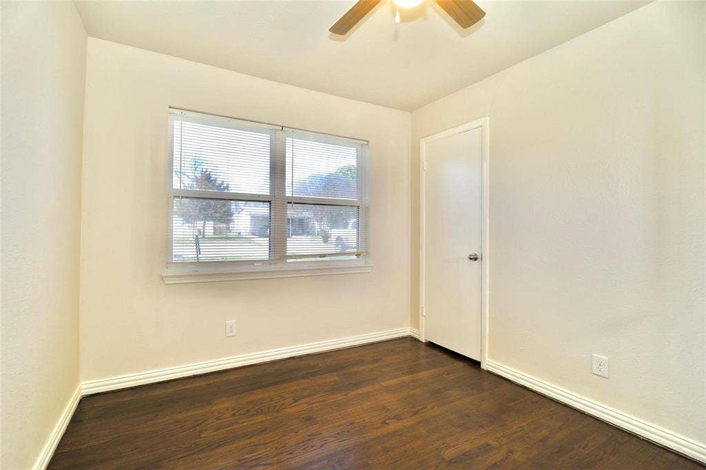 1526 Hillcrest Street, Mesquite, TX 75149 1526 Hillcrest Street, Mesquite, TX 75149