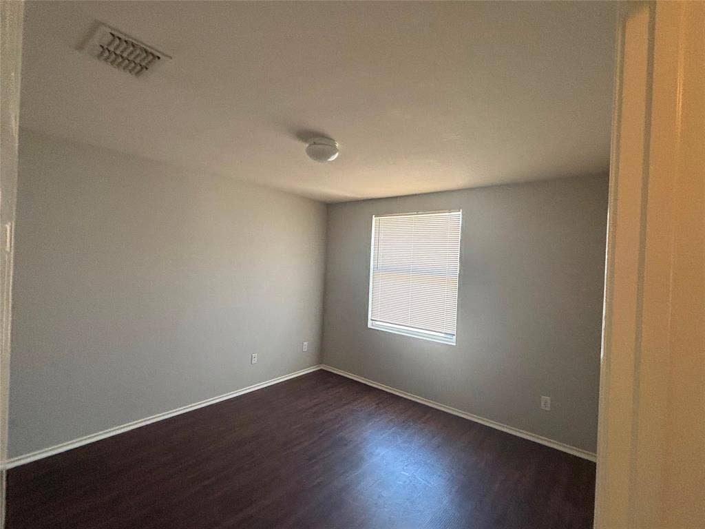 2733 Ingram Circle, Mesquite, TX 75181 2733 Ingram Circle, Mesquite, TX 75181