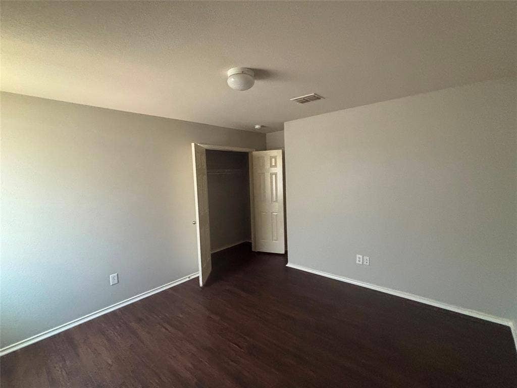 2733 Ingram Circle, Mesquite, TX 75181 2733 Ingram Circle, Mesquite, TX 75181