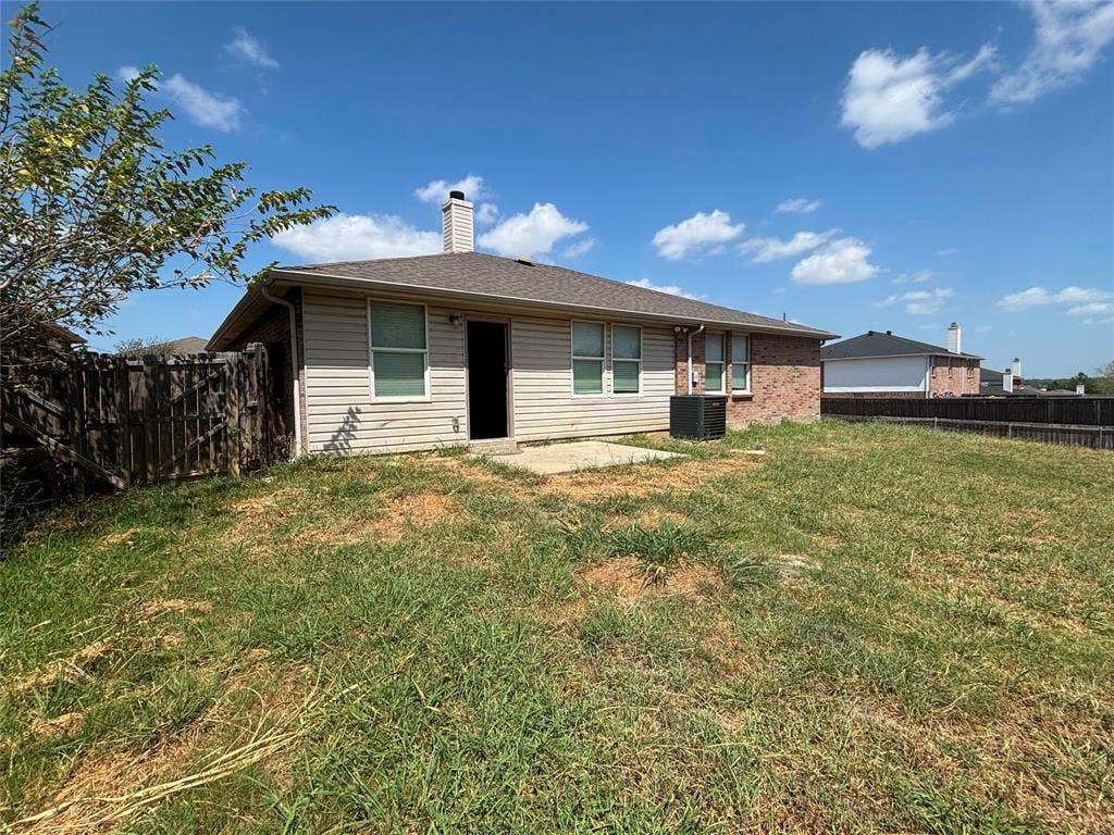 2733 Ingram Circle, Mesquite, TX 75181 2733 Ingram Circle, Mesquite, TX 75181